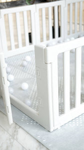 12-Panel Lagom Playpen with Door