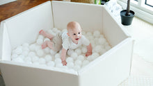 Foldable White Ball Pit with 300 balls