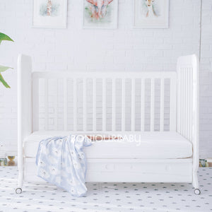 Bundle: Adjustable Height Convertible Crib with mattress & XL Luxe Playmat
